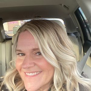 Meet your Posher, Monica